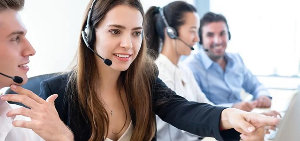 Top 5 Benefits of Outsourcing Support for Car Dealers